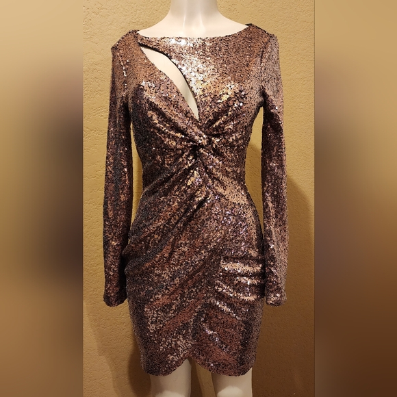 Fashion Nova Sequin mini dress sz L NWT - Picture 1 of 4